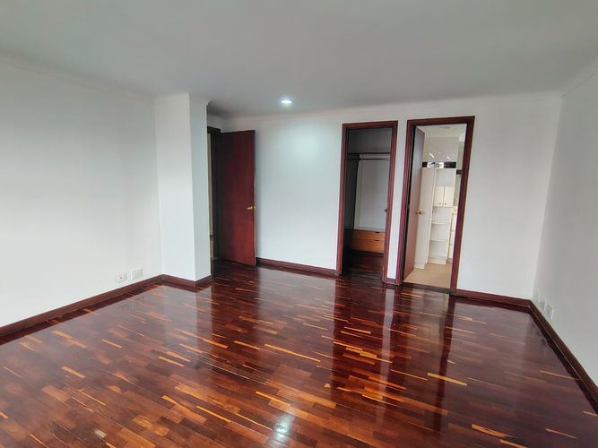 Apartamento de 3 alcobas en arriendo en Alejandría, Medellín, 215 m² · foto 9 de 18