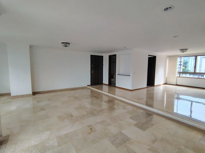 Apartamento de 3 alcobas en arriendo en Alejandría, Medellín, 215 m² · foto 7 de 18