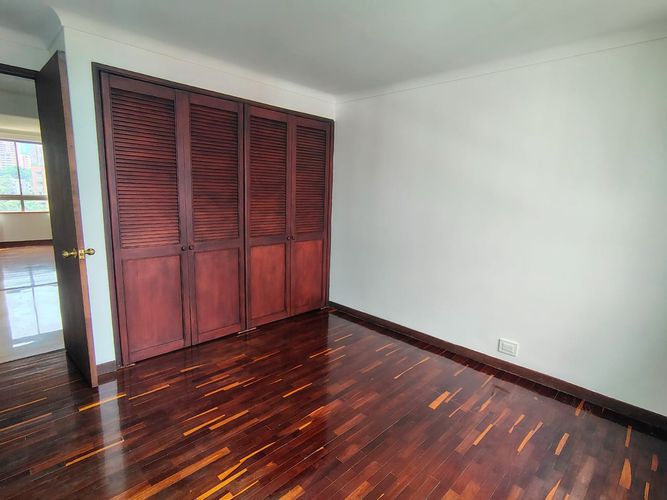 Apartamento de 3 alcobas en arriendo en Alejandría, Medellín, 215 m² · foto 13 de 18