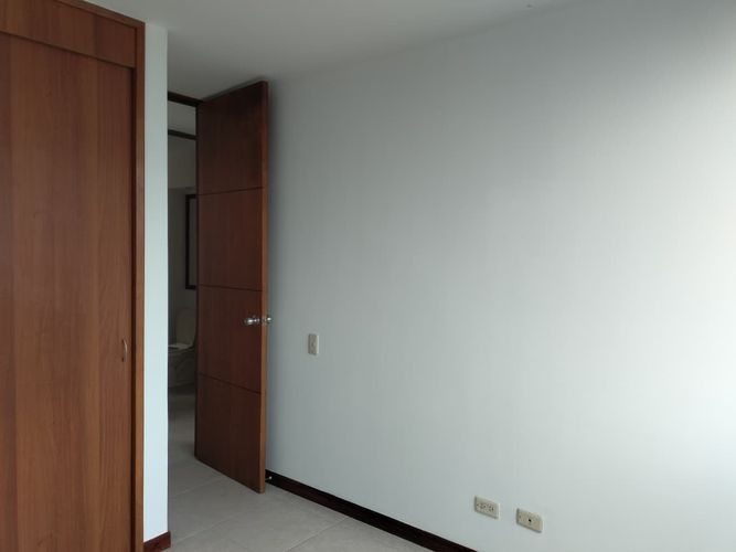 Apartamento de 3 alcobas en arriendo en El Poblado, Medellín, 100 m² · foto 10 de 19