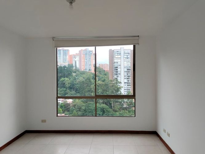 Apartamento de 3 alcobas en arriendo en El Poblado, Medellín, 100 m² · foto 16 de 19