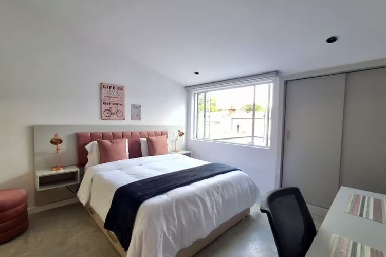 Casa de 6 alcobas en venta en Los Andes, Bogotá, 200 m² · foto 6 de 11