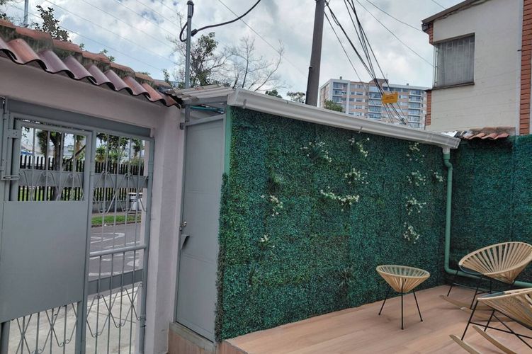 Casa de 6 alcobas en venta en Los Andes, Bogotá, 200 m² · foto 9 de 11
