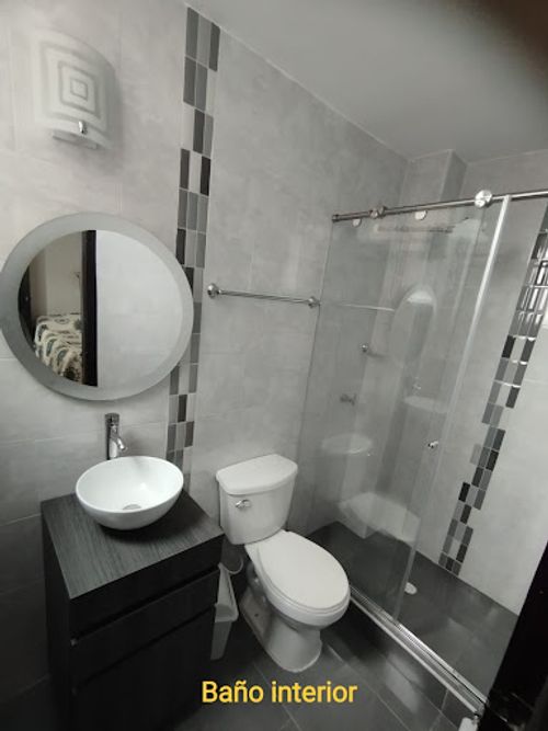Apartamento de 3 alcobas en venta en Quinta Mutis, Bogotá, 105 m² · foto 3 de 14