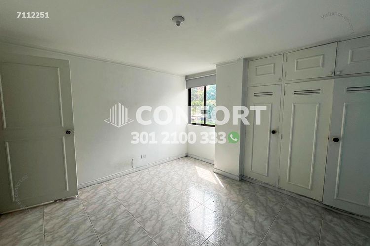 Apartamento de 4 alcobas en arriendo en Los Parra, Medellín, 143 m² · foto 9 de 21