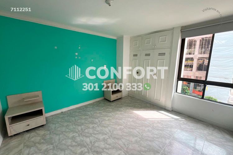 Apartamento de 4 alcobas en arriendo en Los Parra, Medellín, 143 m² · foto 18 de 21