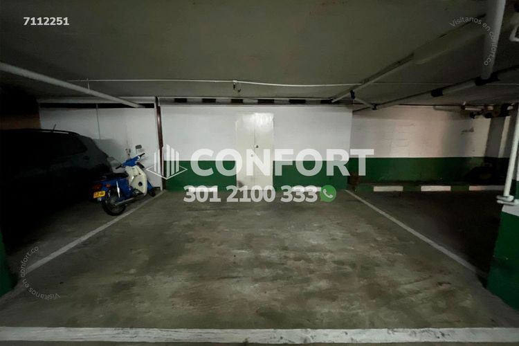 Apartamento de 4 alcobas en arriendo en Los Parra, Medellín, 143 m² · foto 19 de 21