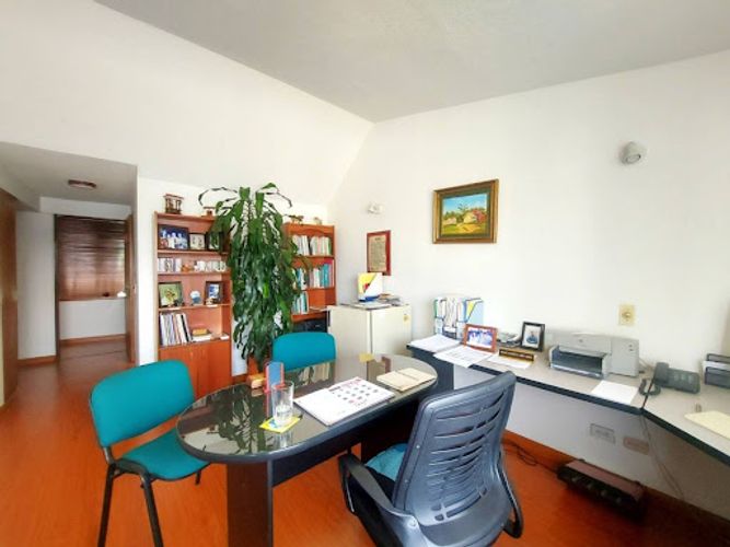 Casa de 4 alcobas en venta en Las Villas, Bogotá, 268 m² · foto 19 de 24