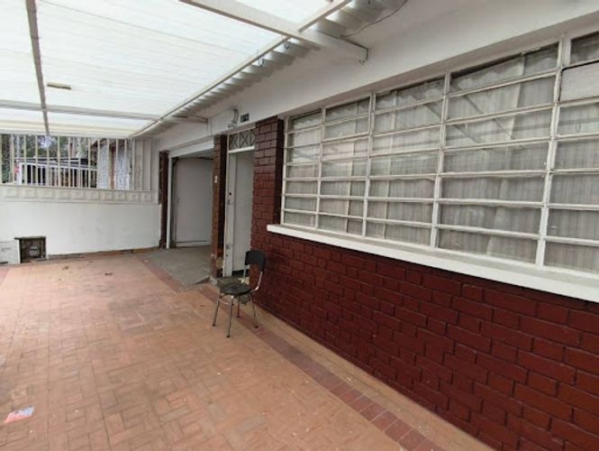 Casa de 4 alcobas en venta en Popular Modelo, Bogotá, 246 m² · foto 3 de 24