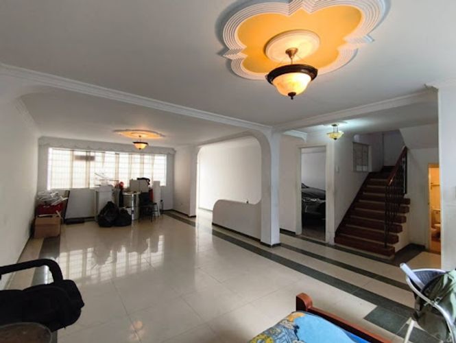 Casa de 4 alcobas en venta en Popular Modelo, Bogotá, 246 m² · foto 8 de 24