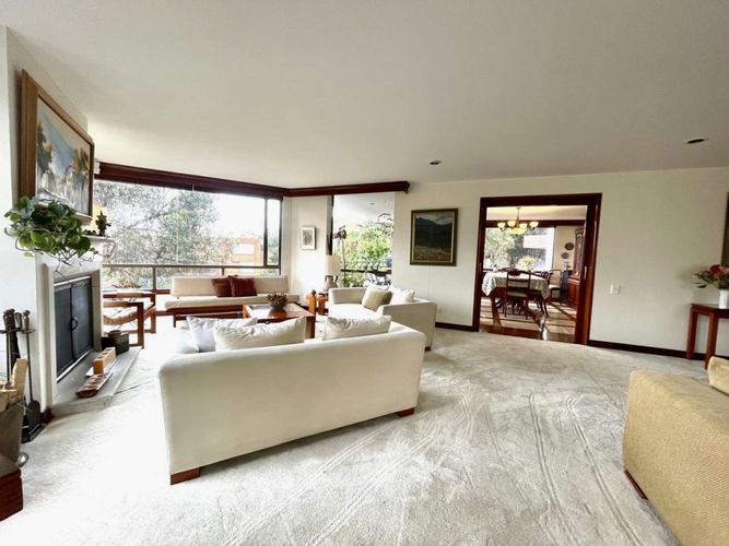 Apartamento de 4 alcobas en venta en Bosque Medina, Bogotá, 281 m² · foto 3 de 22