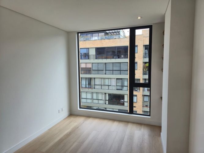 Apartamento de 2 alcobas en venta en Chicó Navarra, Bogotá, 95 m² · foto 13 de 15