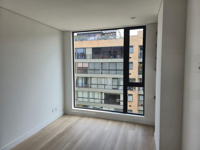 Apartamento de 2 alcobas en venta en Chicó Navarra, Bogotá, 95 m² · foto 6 de 15