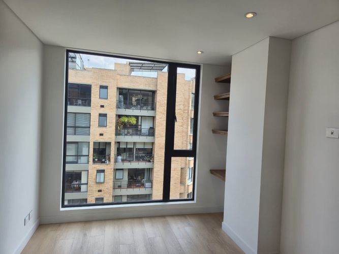Apartamento de 2 alcobas en venta en Chicó Navarra, Bogotá, 95 m² · foto 12 de 15