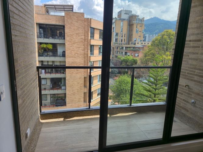 Apartamento de 2 alcobas en venta en Chicó Navarra, Bogotá, 95 m² · foto 11 de 15