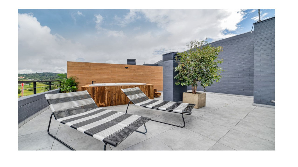 Apartamento en venta en El Poblado, Medellín [No disponible] 3