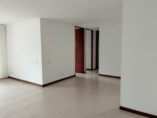 Apartamento de 3 alcobas en arriendo en Vía Las Palmas, Medellín, 100 m² · foto 8 de 20