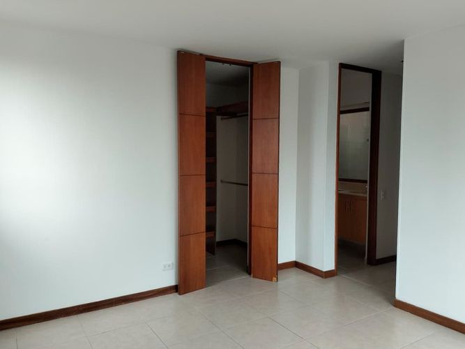 Apartamento de 3 alcobas en arriendo en Vía Las Palmas, Medellín, 100 m² · foto 12 de 20