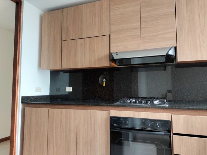 Apartamento de 3 alcobas en arriendo en Vía Las Palmas, Medellín, 100 m² · foto 5 de 20