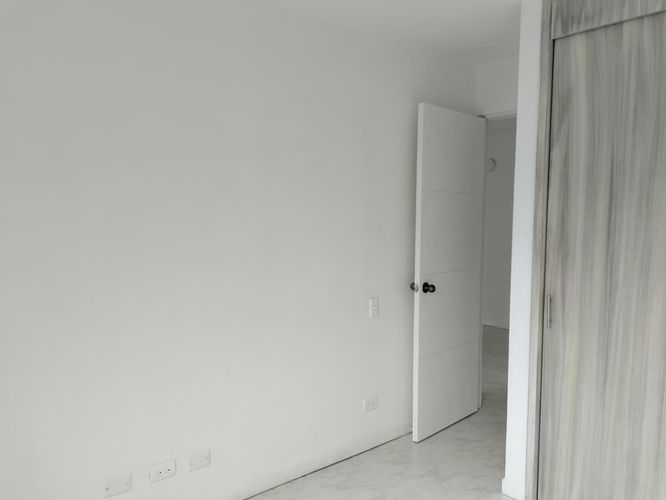Apartamento de 3 alcobas en arriendo en Vía Las Palmas, Medellín, 100 m² · foto 14 de 17