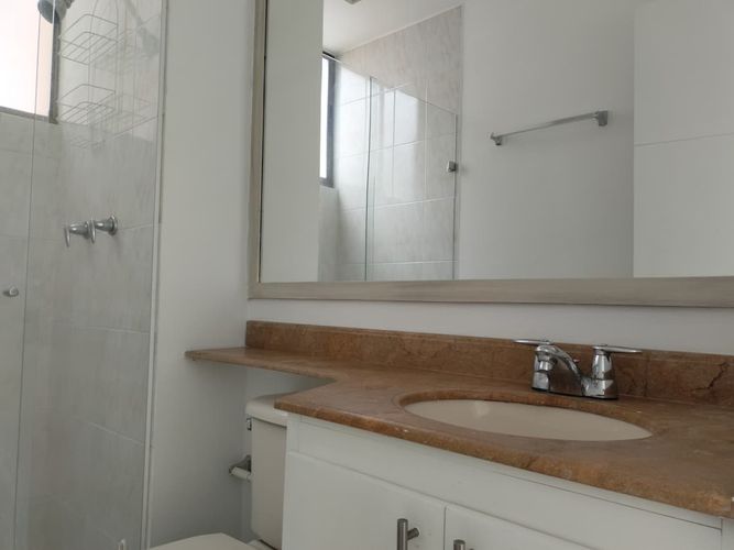 Apartamento de 3 alcobas en arriendo en Vía Las Palmas, Medellín, 100 m² · foto 8 de 17