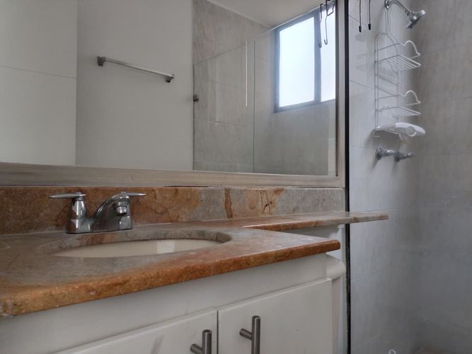 Apartamento de 3 alcobas en arriendo en Vía Las Palmas, Medellín, 100 m² · foto 7 de 17