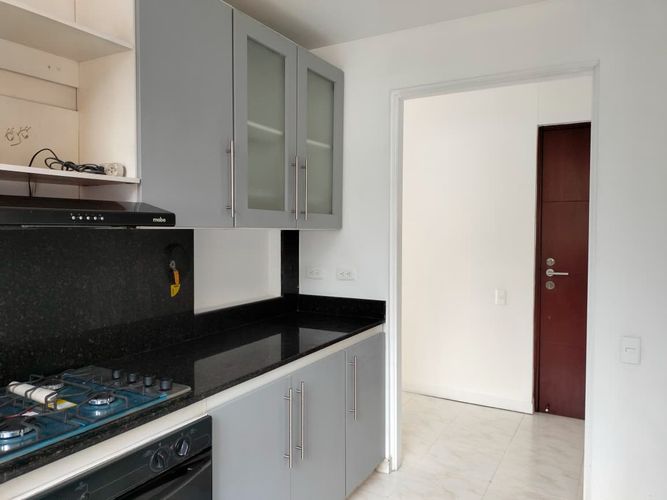 Apartamento de 3 alcobas en arriendo en Vía Las Palmas, Medellín, 100 m² · foto 11 de 17
