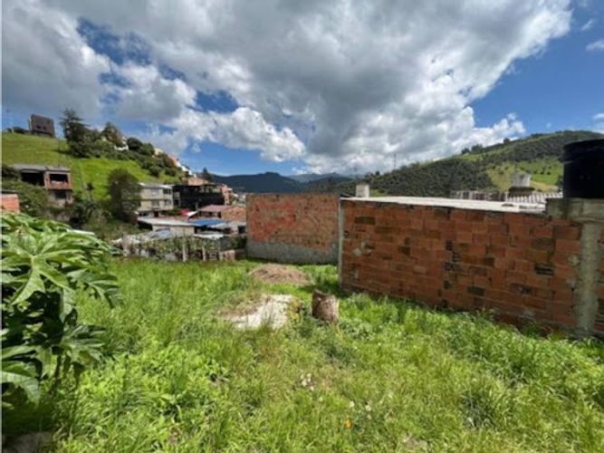 Lote en venta en El Jardin, La Calera, 325 m² · foto 6 de 7