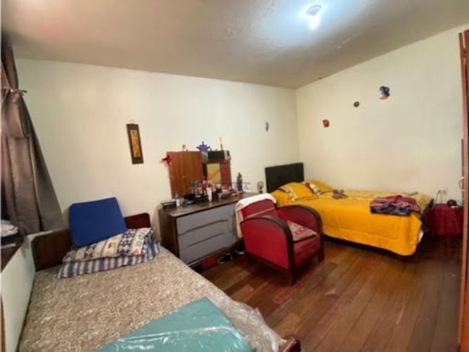 Casa de 4 alcobas en venta en San Fernando, Bogotá, 342 m² · foto 10 de 17