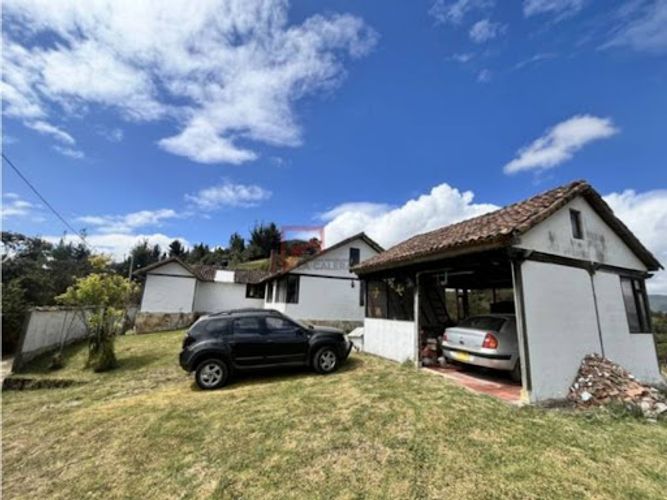 Casa en venta en Centro, La Calera · foto 2 de 17