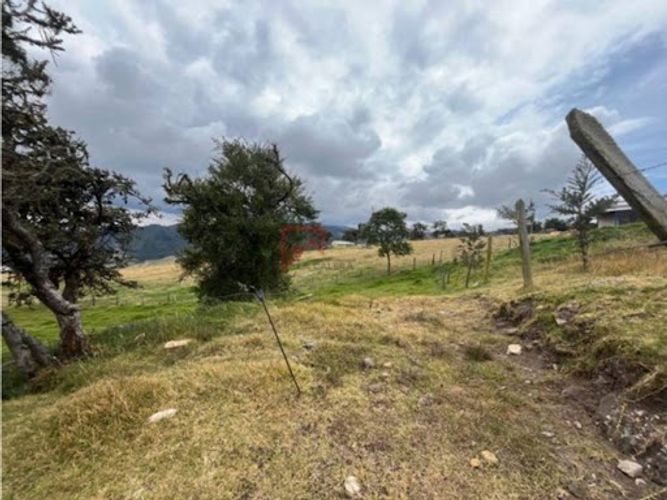 Lote en venta en Centro, La Calera, 2996 m² · foto 6 de 11