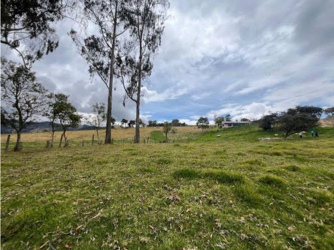 Lote en venta en Centro, La Calera, 2996 m² · foto 7 de 11