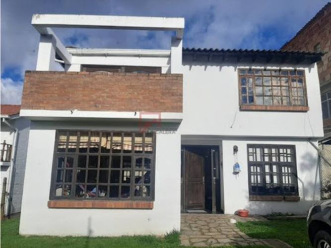 Casa en venta en Buena Vista, La Calera · foto 2 de 14