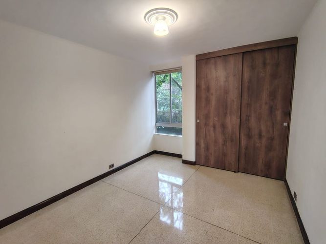 Apartamento de 3 alcobas en arriendo en El Poblado, Medellín, 101 m² · foto 7 de 15