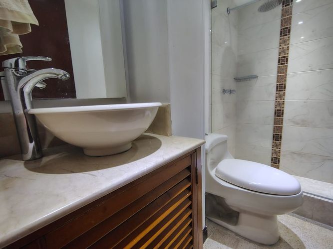 Apartamento de 3 alcobas en arriendo en El Poblado, Medellín, 101 m² · foto 14 de 15