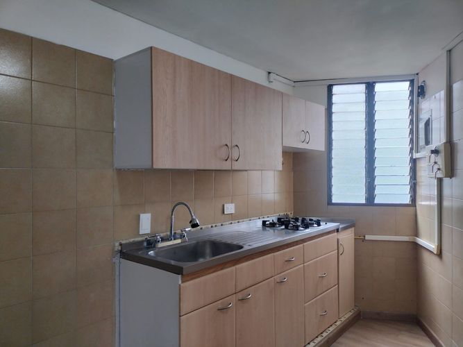 Apartamento de 2 alcobas en arriendo en El Poblado, Medellín, 74 m² · foto 4 de 17