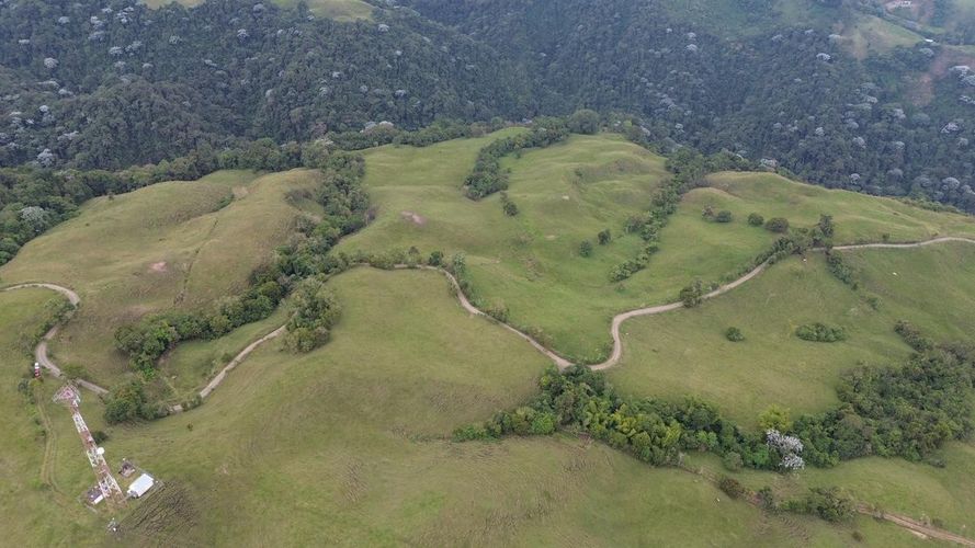 Finca en venta en Tribunas Corcega, Pereira, 250 m² · foto 21 de 24