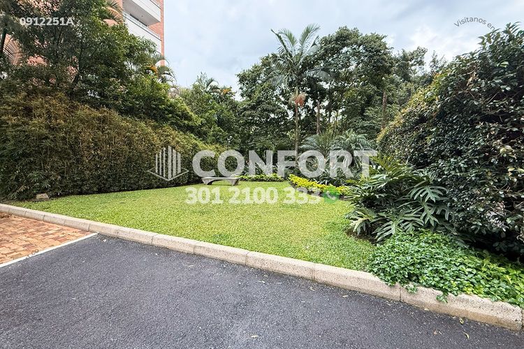 Apartamento de 3 alcobas en arriendo en Las Lomas No.2, Medellín, 155 m² · foto 23 de 23