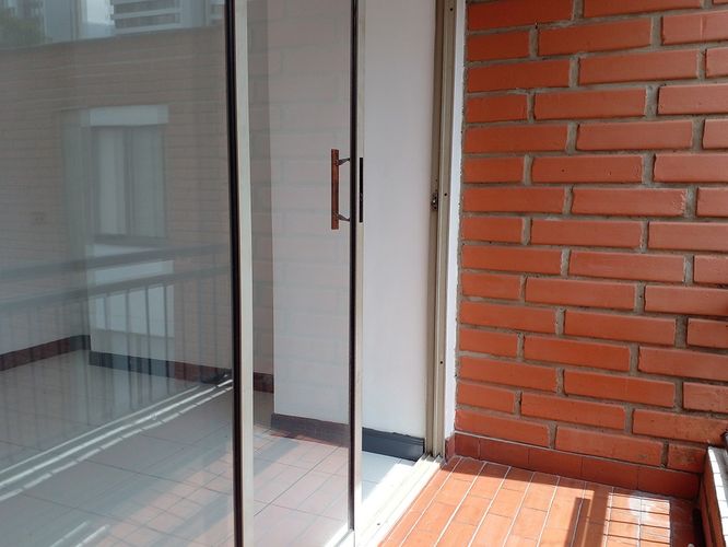 Apartamento de 3 alcobas en arriendo en El Poblado, Medellín, 80 m² · foto 14 de 19