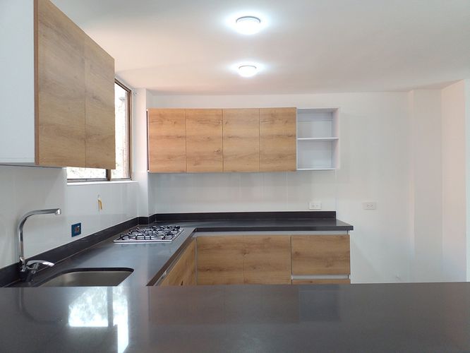 Apartamento de 3 alcobas en arriendo en El Poblado, Medellín, 80 m² · foto 17 de 19