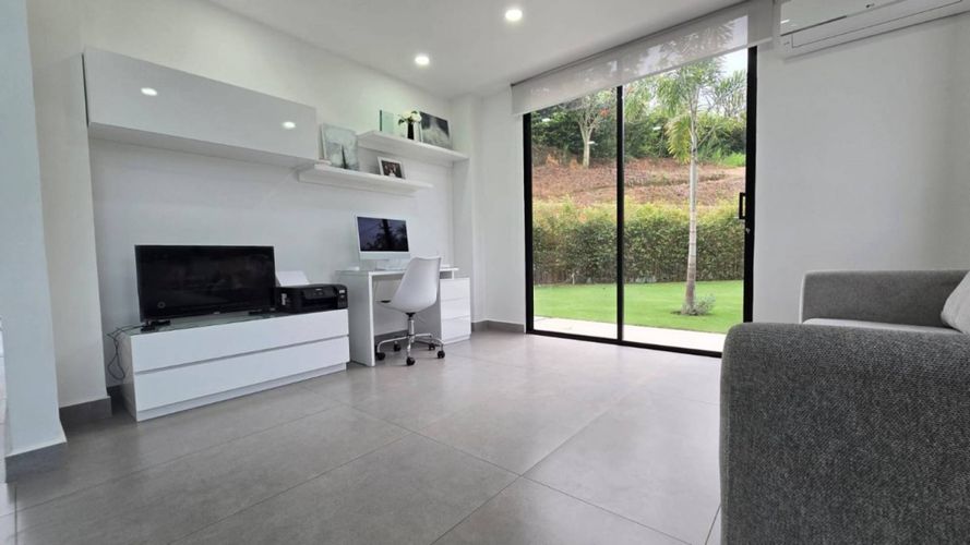 Casa de 3 alcobas en venta en Ruitoque, Floridablanca, 320 m² · foto 12 de 19