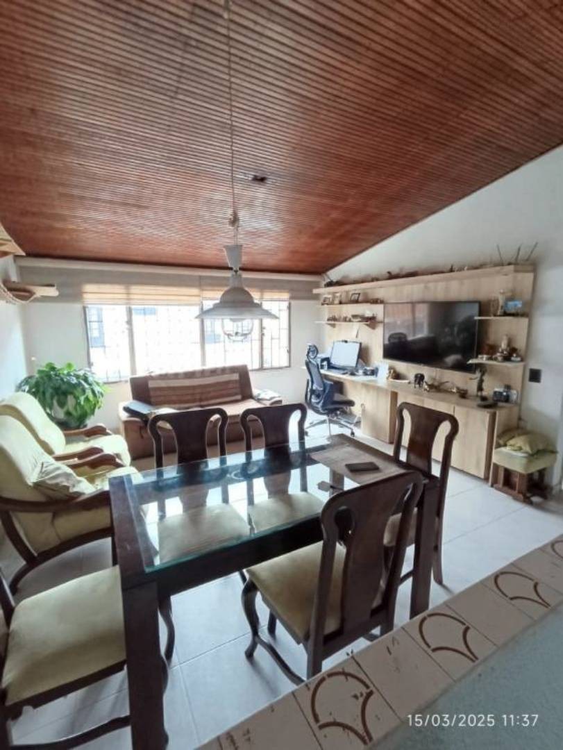 Casa en venta en Murillo Toro, Bogotá · foto 7 de 18