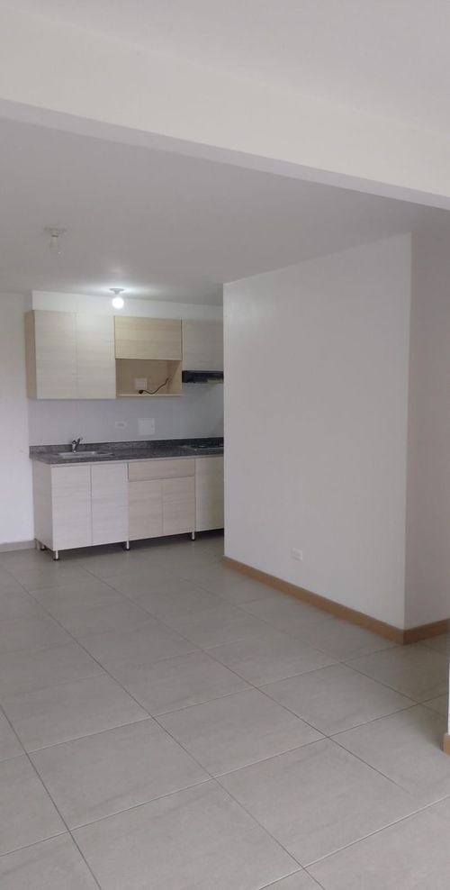 Apartamento de 3 alcobas en venta en San Silvestre, Pereira, 62 m² · foto 2 de 12