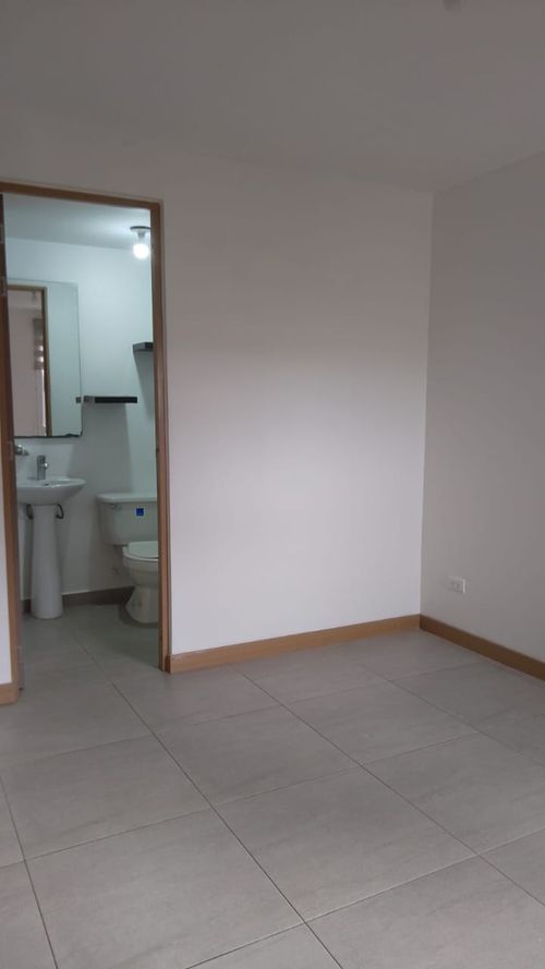 Apartamento de 3 alcobas en venta en San Silvestre, Pereira, 62 m² · foto 10 de 12