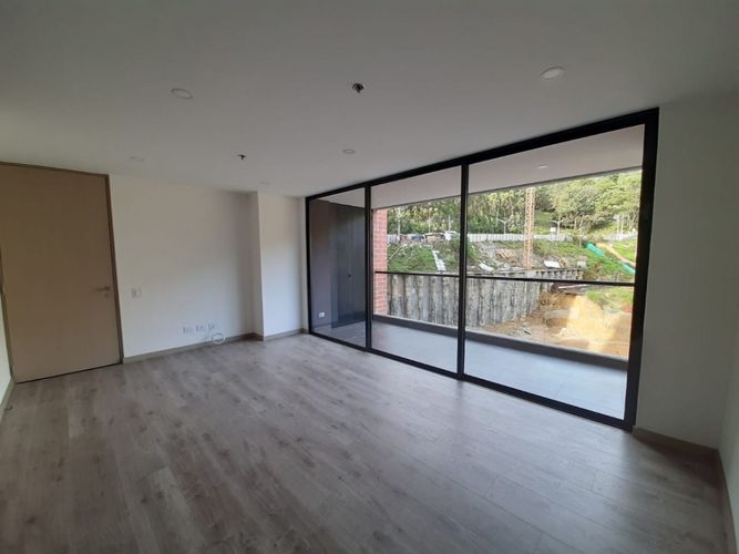 Apartamento de 2 alcobas en venta en Altos Del Poblado, Medellín, 78 m² · foto 6 de 24