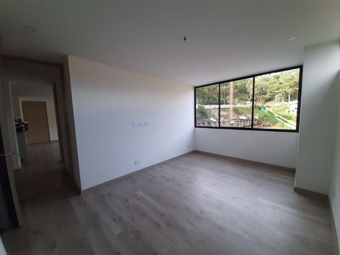 Apartamento de 2 alcobas en venta en Altos Del Poblado, Medellín, 78 m² · foto 12 de 24