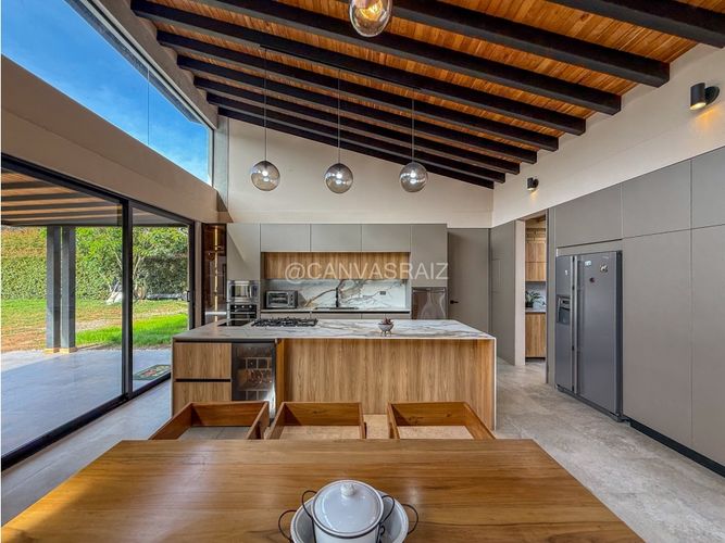 Casa de 3 alcobas en venta en La Mosca, Guarne, 350 m² · foto 5 de 18