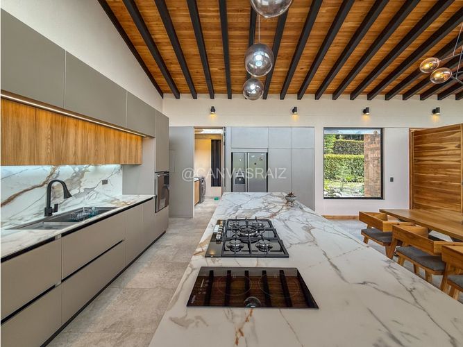 Casa de 3 alcobas en venta en La Mosca, Guarne, 350 m² · foto 7 de 18