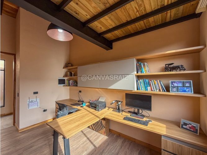 Casa de 3 alcobas en venta en La Mosca, Guarne, 350 m² · foto 9 de 18