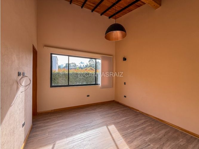 Casa de 3 alcobas en venta en La Mosca, Guarne, 350 m² · foto 13 de 18
